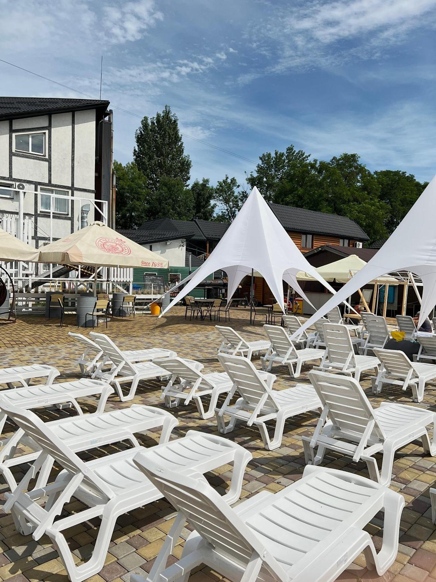 Trio Hotel Restaurant Ивано-Франковск Экстерьер фото